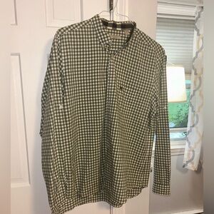 Men’s Burberry dress shirt